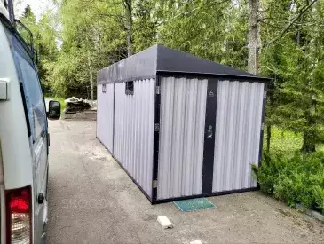 Хозблок для дачного инвентаря в СНТ Синий помидор